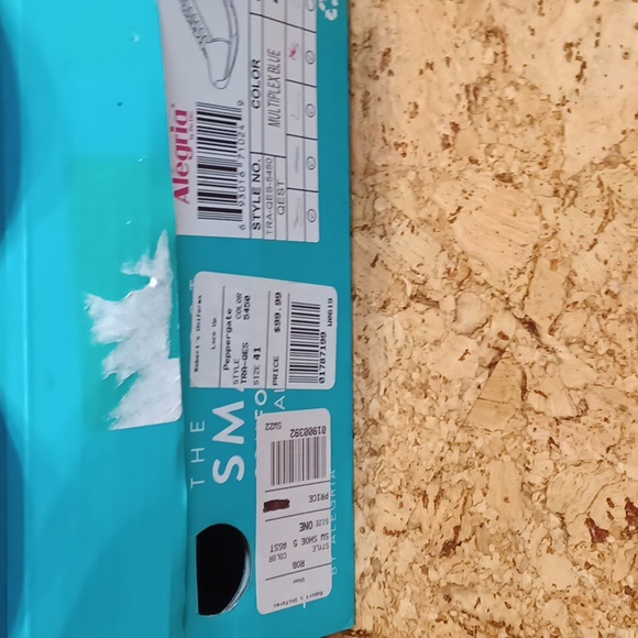 Traq by Alegria Smart Walking Shoe With Microchip Women's Size 41 - US 10.5 NIB - Picture 2 of 8